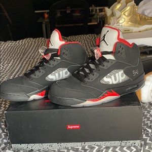 Supreme Jordan 5 Very rare